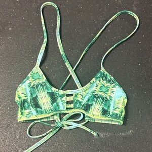 Mallyce & Jolya Green Strappy Bikini Top Medium